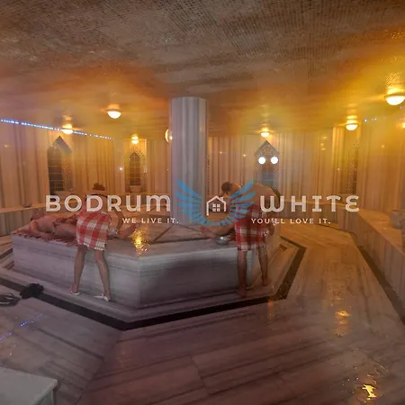 Bodrum Flamingo 4 Bed 4 Bath Duplex Holiday With Seaview Villa *