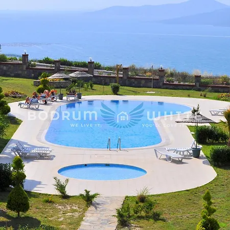 فيلة Bodrum Flamingo 4 Bed 4 Bath Duplex Holiday With Seaview